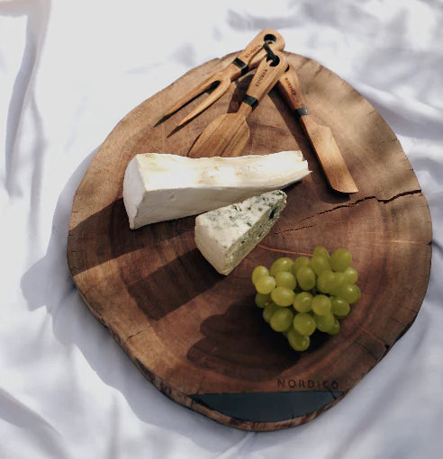 NORDICO Wooden Cheese Board Set  with Cheese Knives